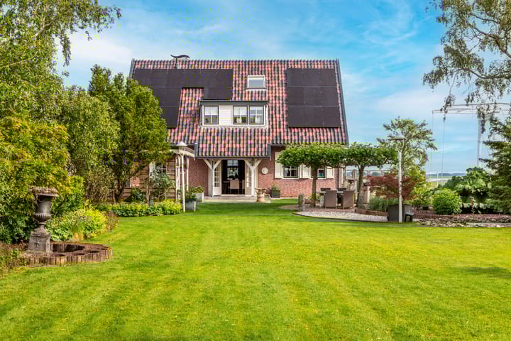 Photo 1 of Visschers Pad 2