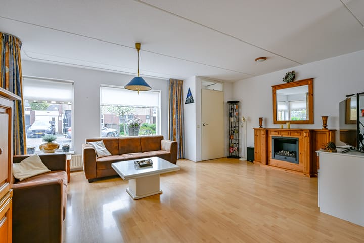 Photo 2 of Mossel 14