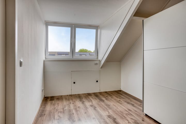 Foto 19 van Meedhuizenstraat 39