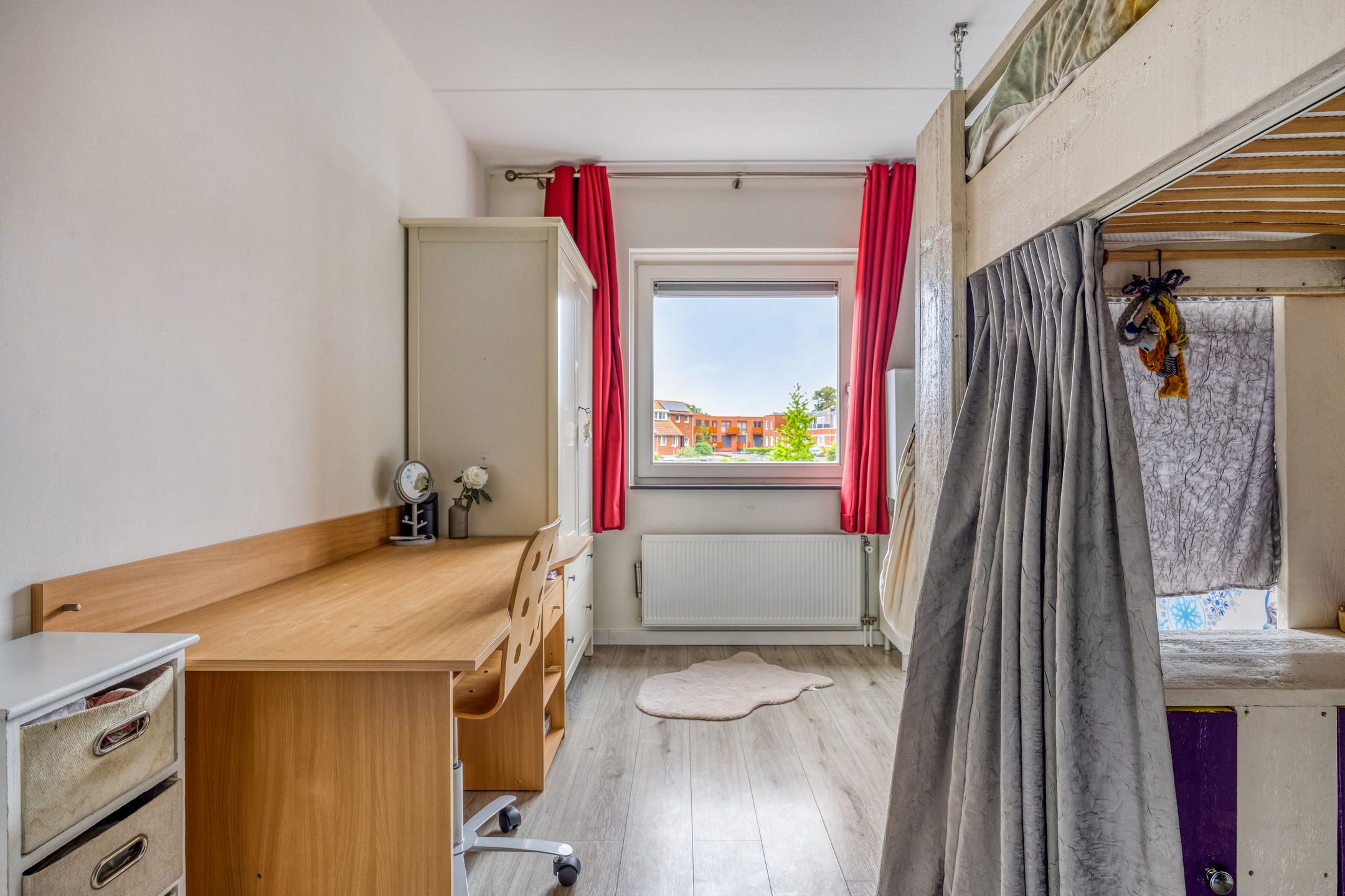 Photo 18 of Bisschop Janssensstraat 28