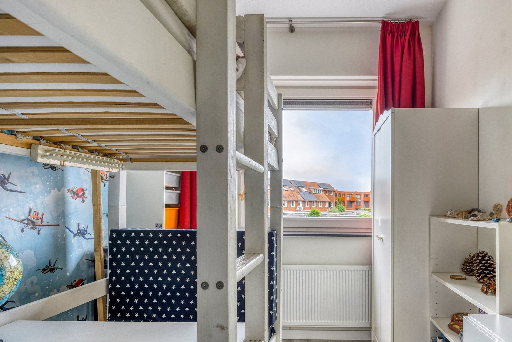 Photo 21 of Bisschop Janssensstraat 28