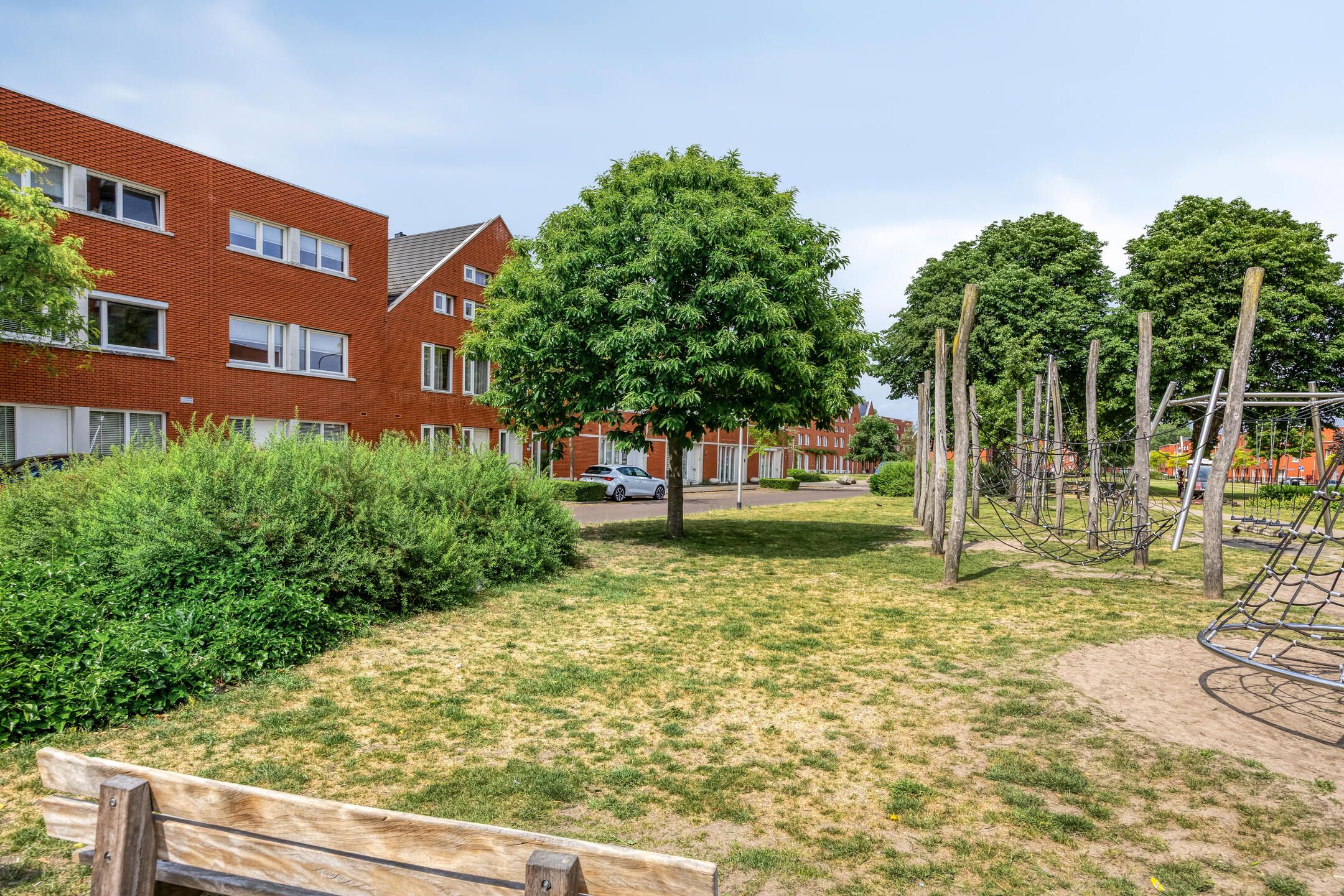 Photo 30 of Bisschop Janssensstraat 28