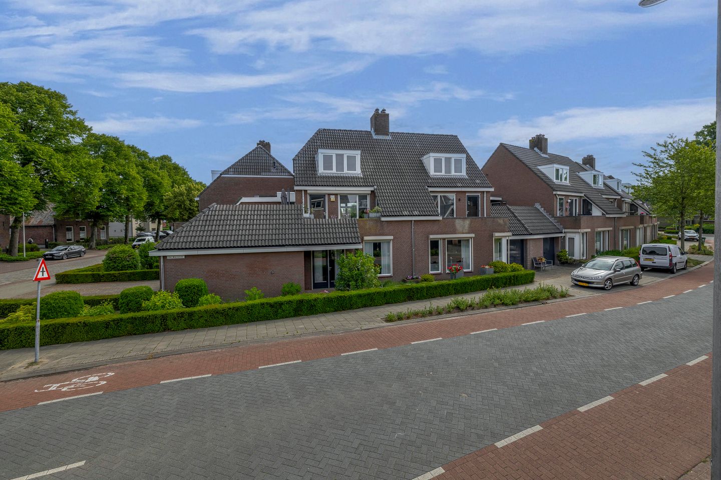 Foto 1 van De Warande 13