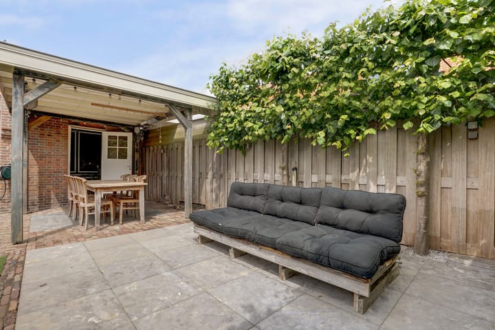 Foto 29 van Burgemeester Lotsystraat 24