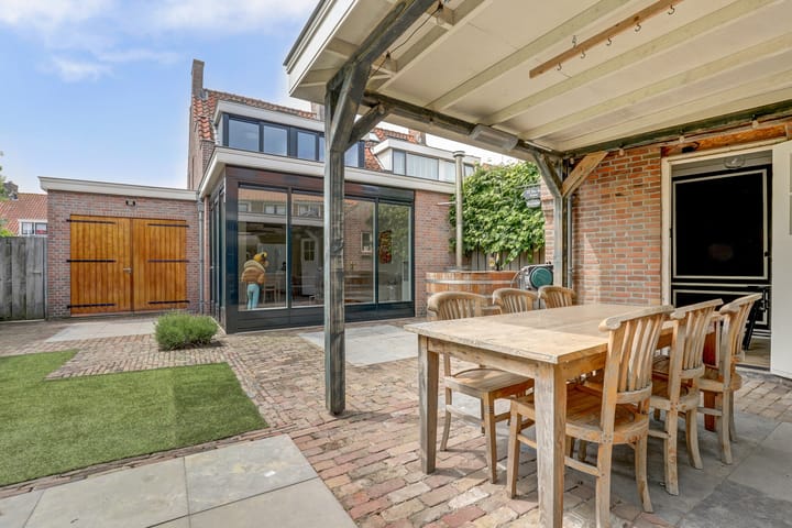 Foto 30 van Burgemeester Lotsystraat 24