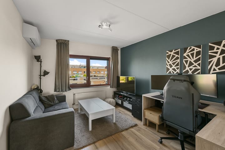 Foto 24 van Nieuwlandstraat 11