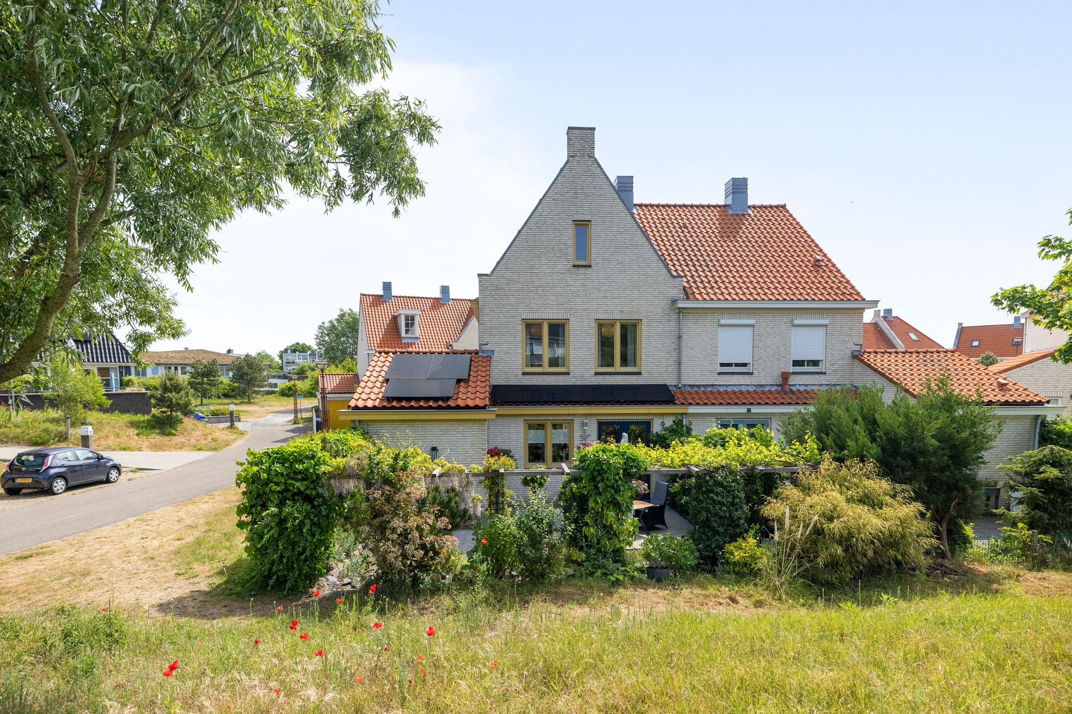 Photo 3 of Duinhof 27