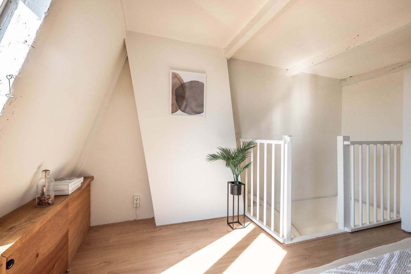 Foto 19 van Van Boetzelaerstraat 24-3