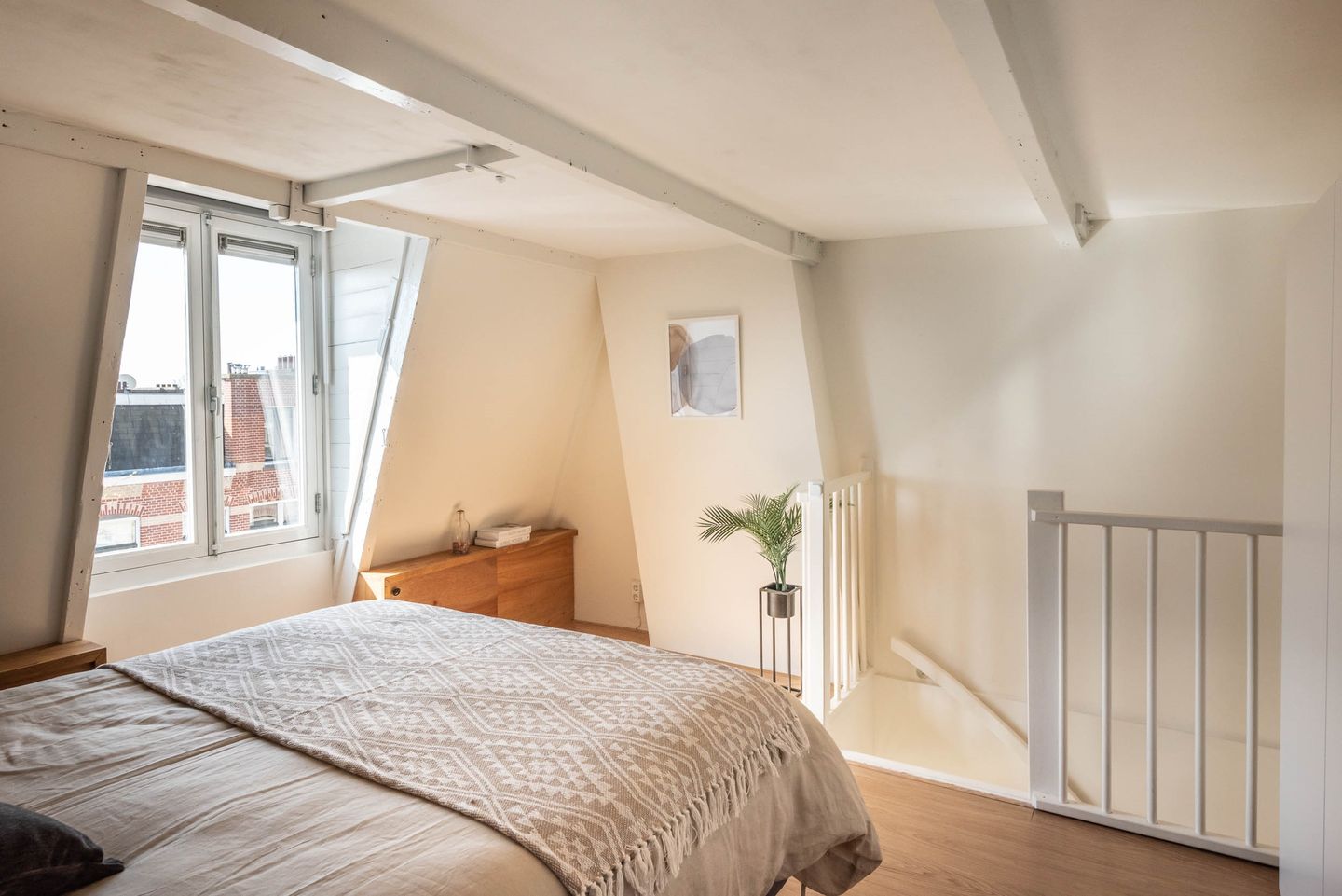 Foto 20 van Van Boetzelaerstraat 24-3