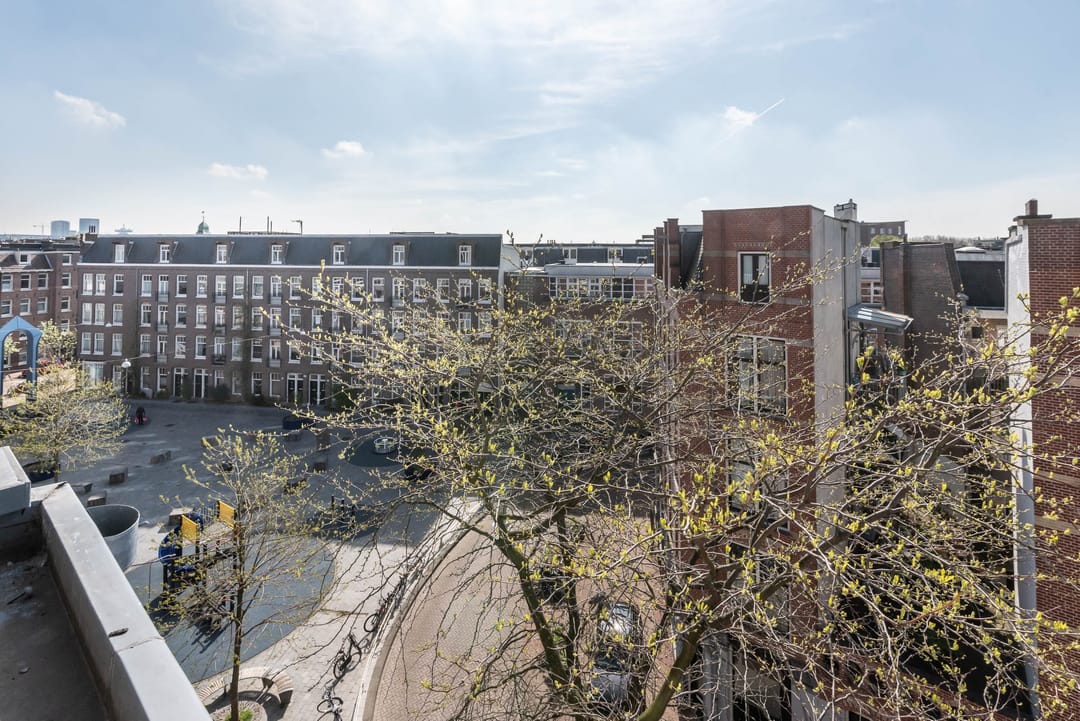 Foto 22 van Van Boetzelaerstraat 24-3