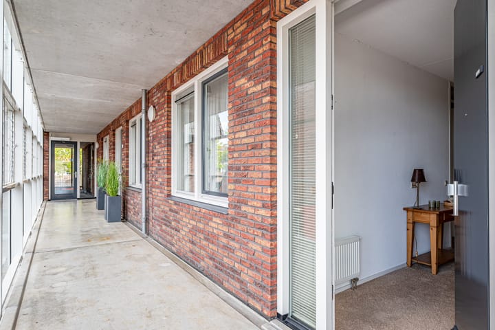 Foto 6 van Ebbinge Wubbenlaan 1-A5