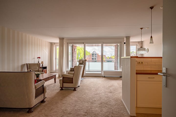 Foto 8 van Ebbinge Wubbenlaan 1-A5