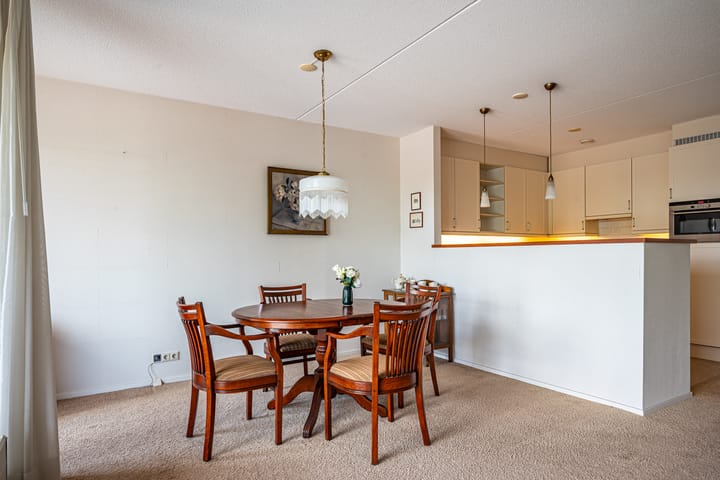 Foto 11 van Ebbinge Wubbenlaan 1-A5