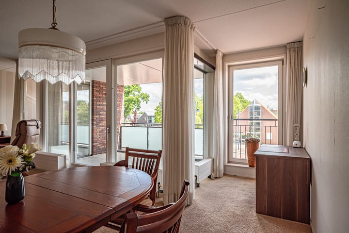 Foto 12 van Ebbinge Wubbenlaan 1-A5