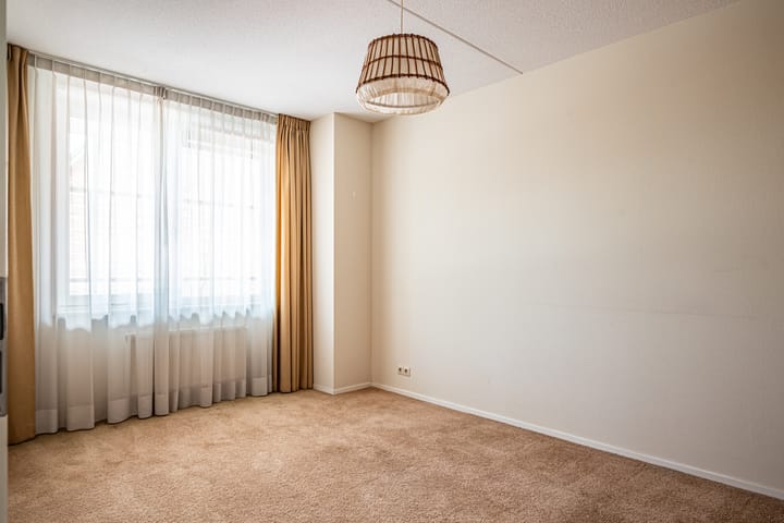 Foto 26 van Ebbinge Wubbenlaan 1-A5