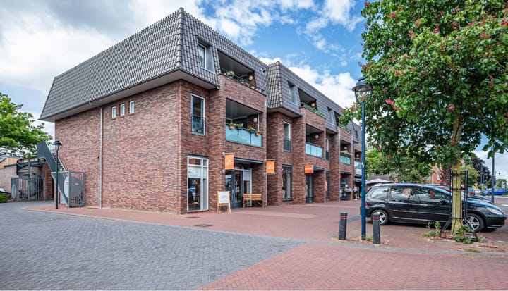 Foto 40 van Ebbinge Wubbenlaan 1-A5