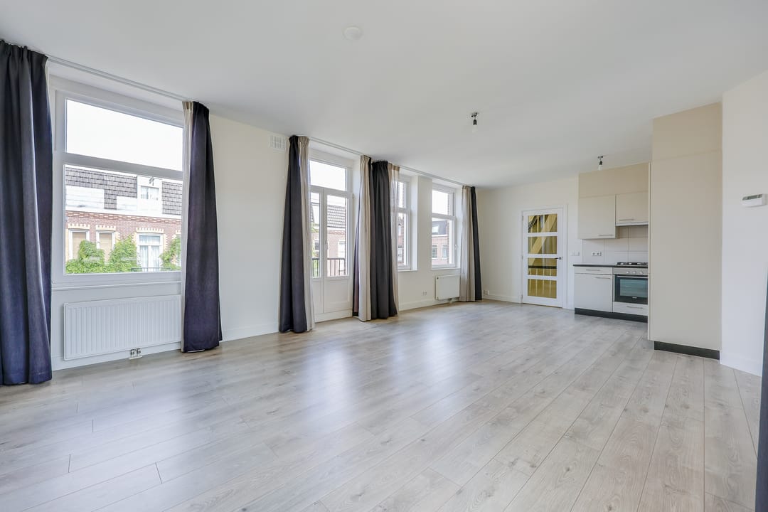 Foto 1 van Van Boetzelaerstraat 41-3