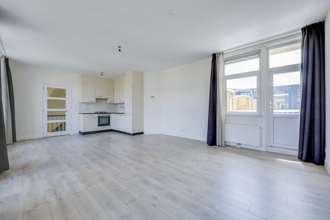 Foto 11 van Van Boetzelaerstraat 41-3