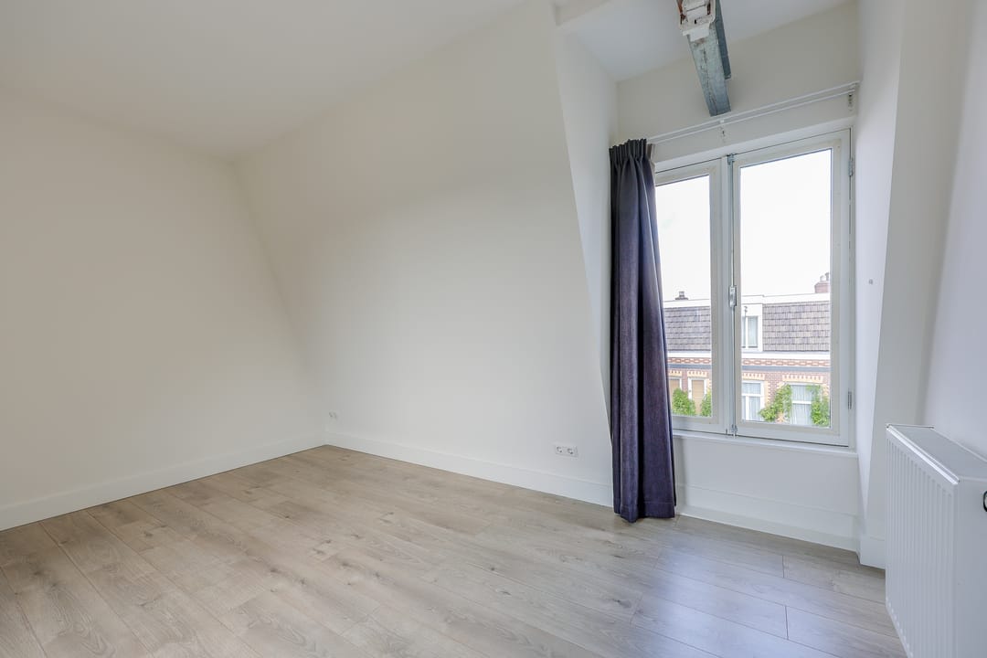 Foto 17 van Van Boetzelaerstraat 41-3