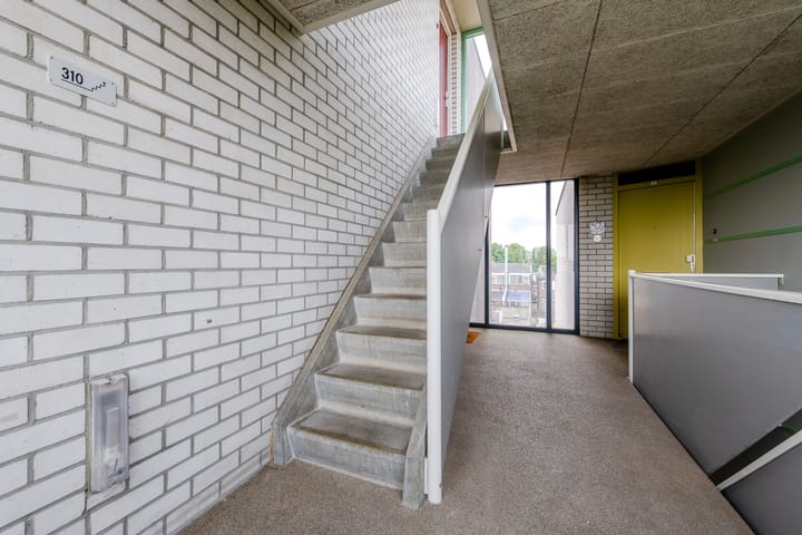 Foto 21 van Antonlaan 310