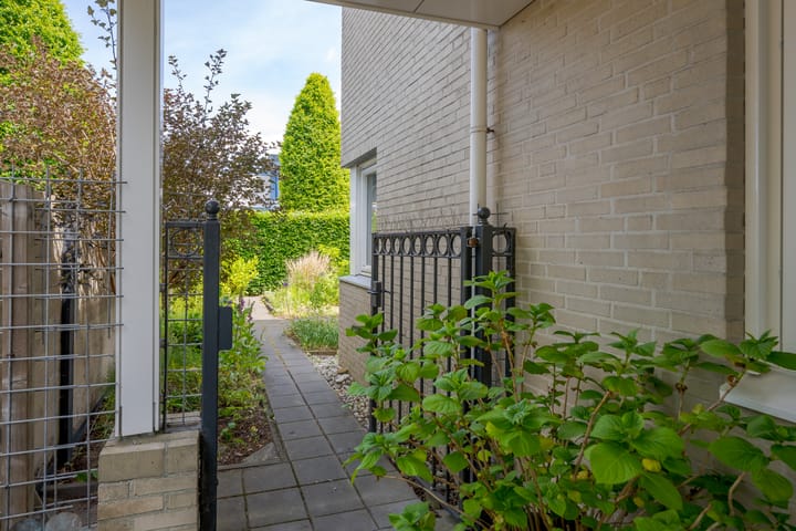 Foto 33 van Cor van Osnabruggelaan 63