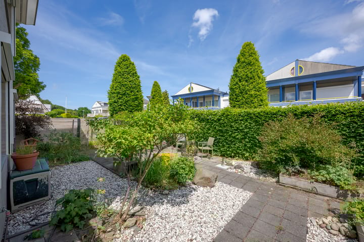 Foto 40 van Cor van Osnabruggelaan 63