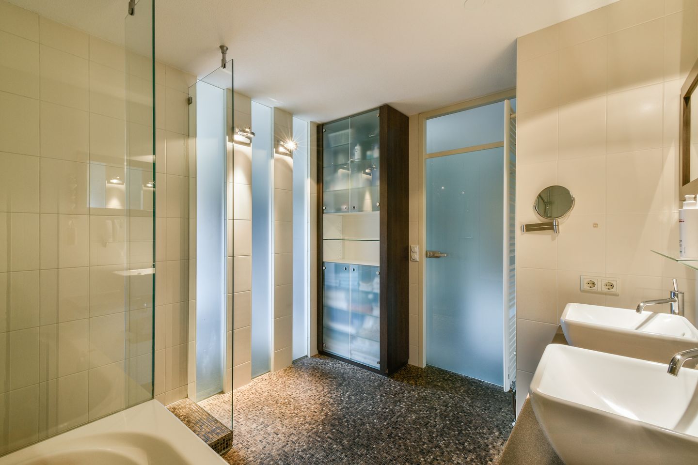 Photo 25 of KNSM-laan 775