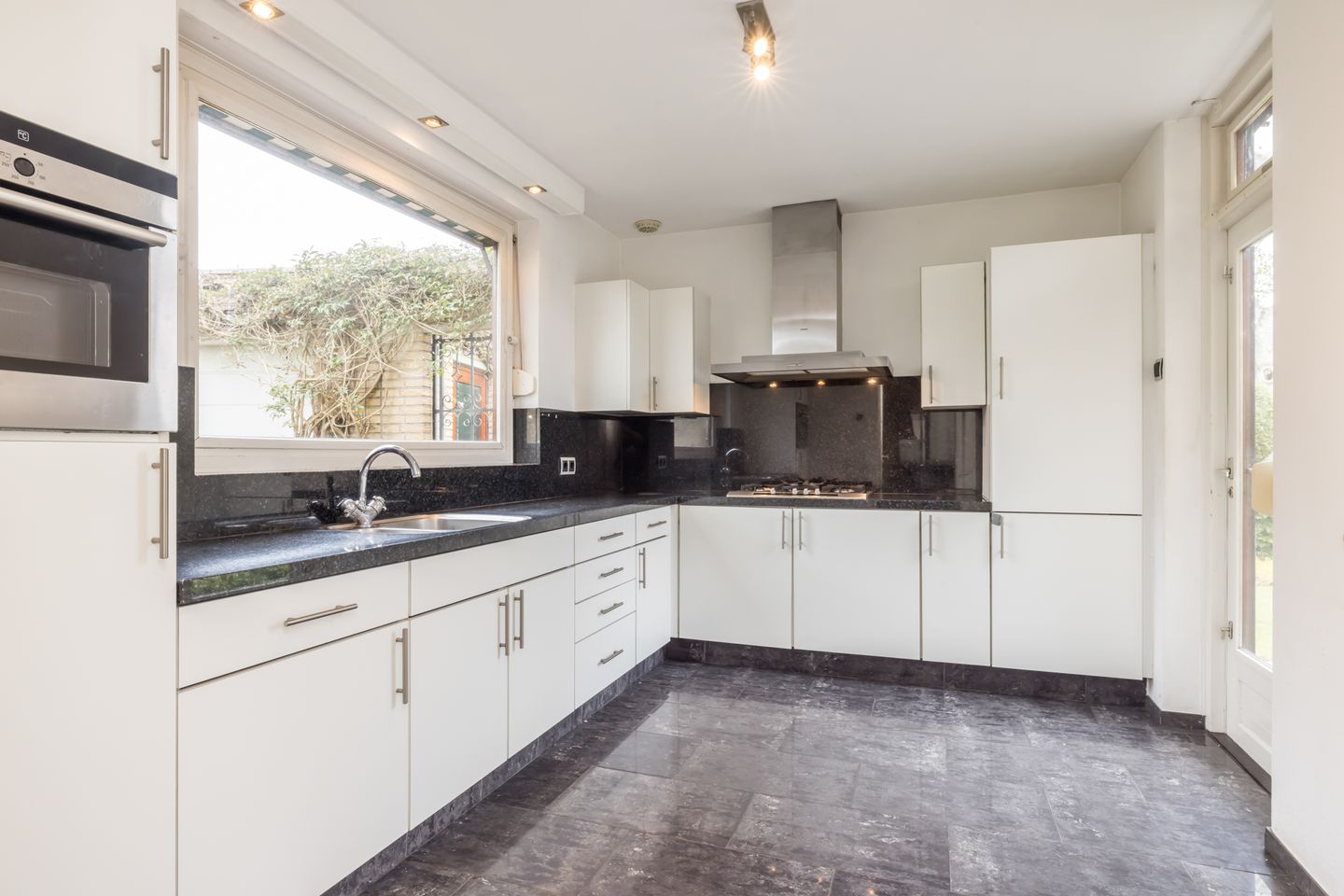 Foto 10 van Puntelstraat 12