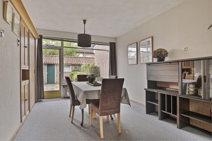 Foto 14 van Veldekestraat 25