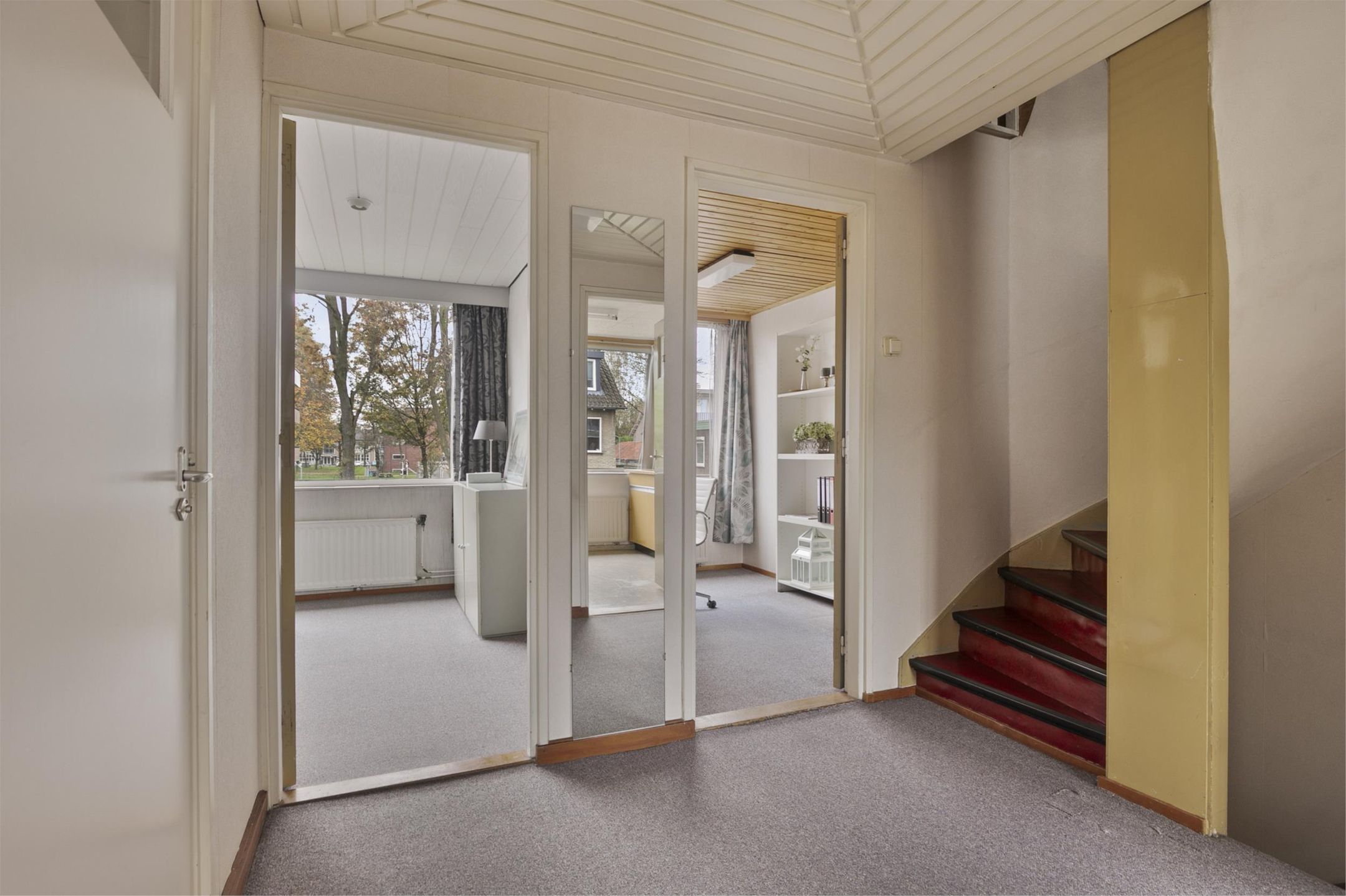 Photo 18 of Veldekestraat 25