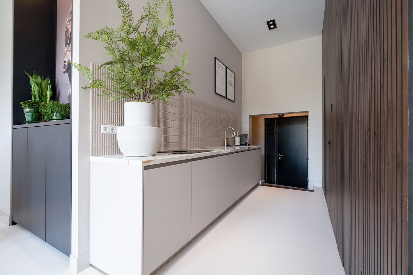 Photo 14 of Krijn Taconiskade 21