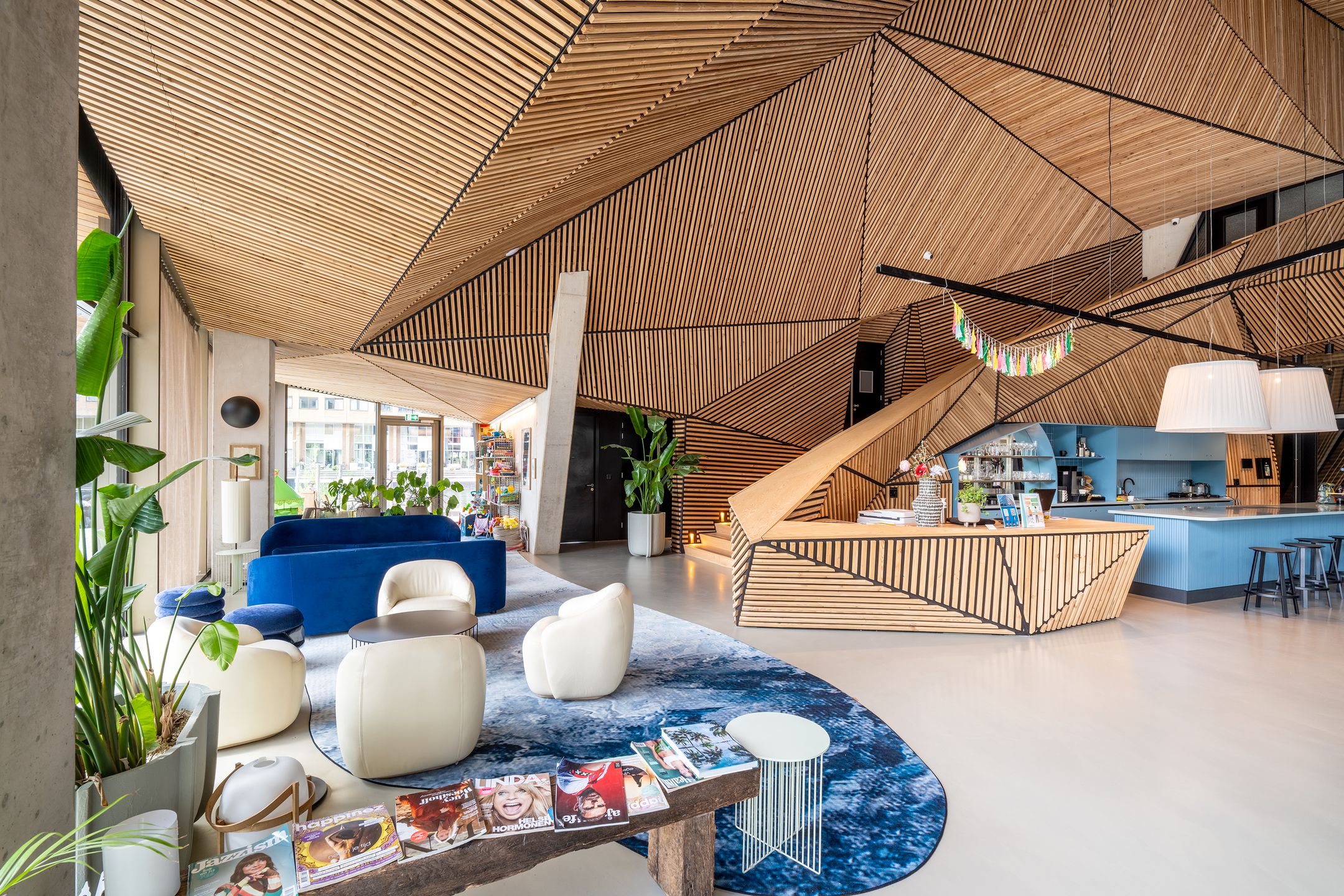 Photo 39 of Krijn Taconiskade 21