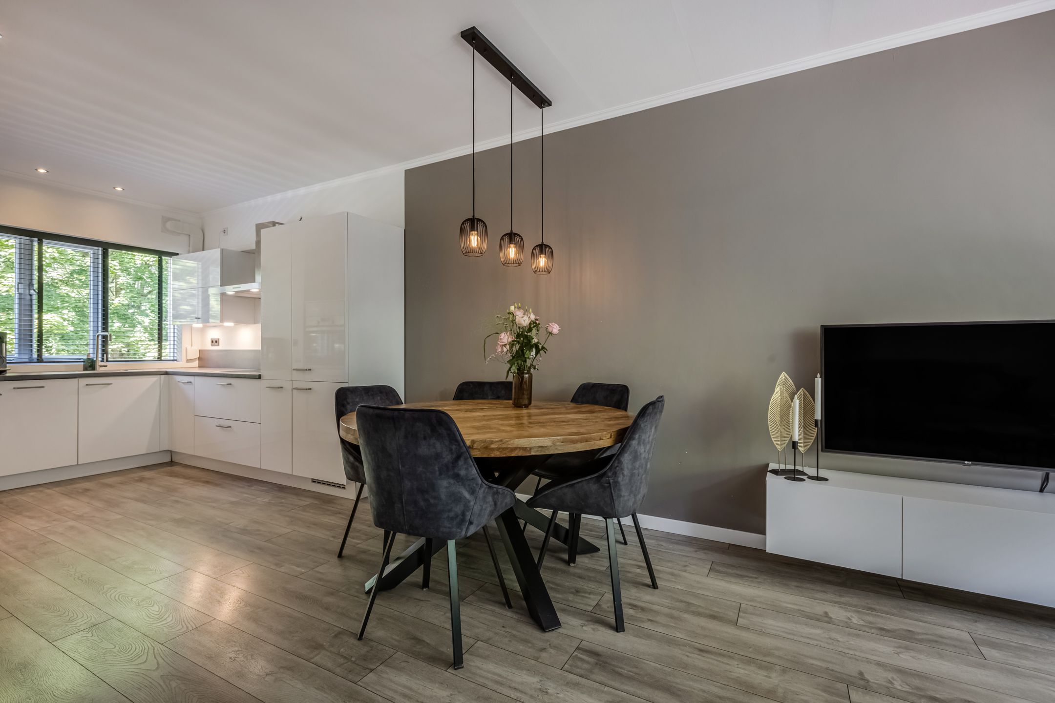 Foto 6 van van Heutszlaan 146-1