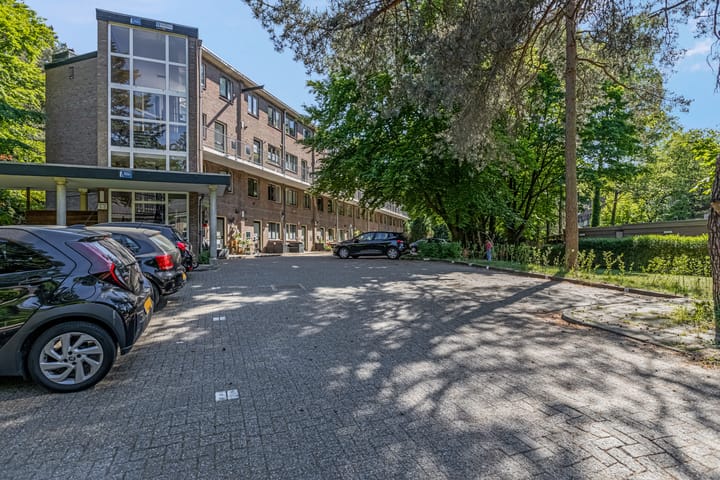 Foto 38 van van Heutszlaan 146-1