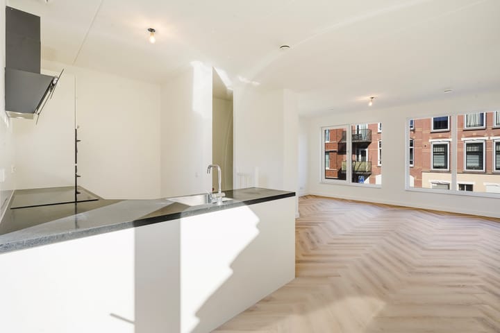 Foto 15 van Reitzstraat 212