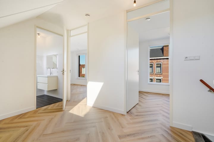 Foto 18 van Reitzstraat 212