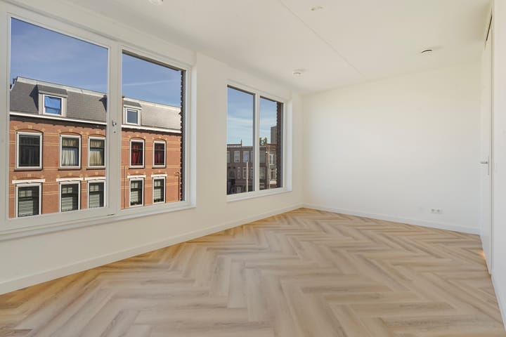 Foto 25 van Reitzstraat 212