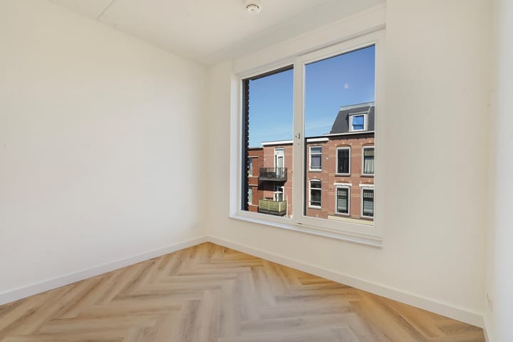 Foto 31 van Reitzstraat 212