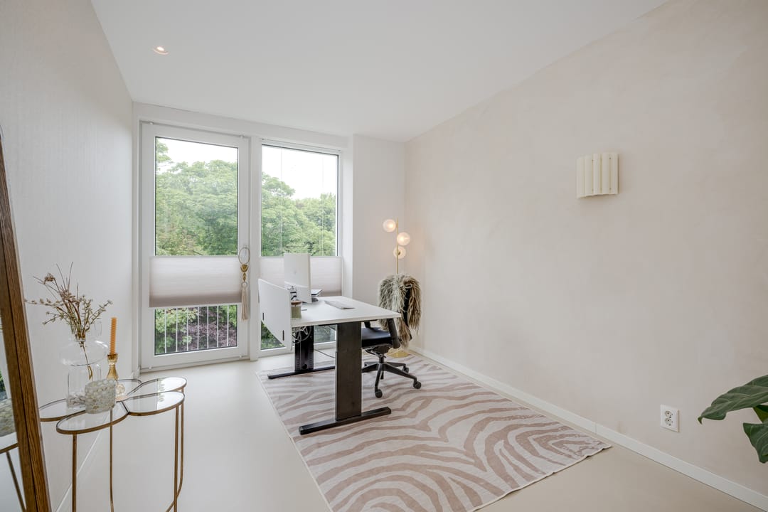 Photo 32 of Nelson Mandelapad 12