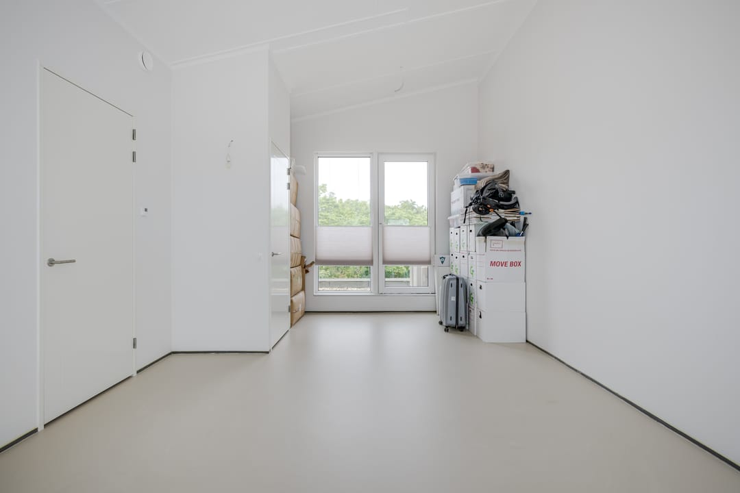 Photo 37 of Nelson Mandelapad 12