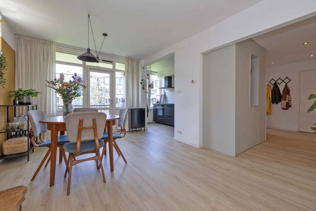 Foto 16 van Willem de Mérodestraat 3