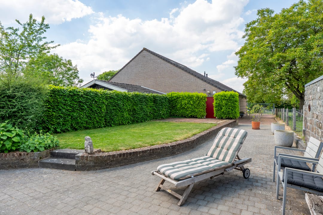 Photo 43 of Burgemeester Beckersweg 53