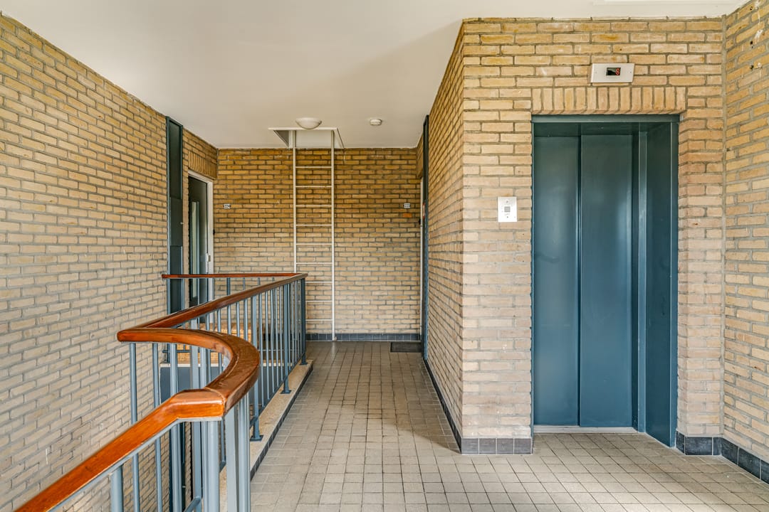 Photo 2 of Karel Doormanlaan 223