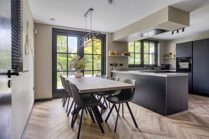 Photo 4 of Matterhorn 24