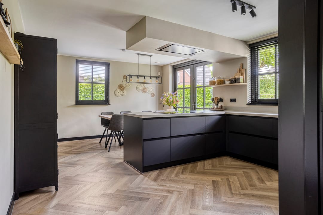 Photo 22 of Matterhorn 24