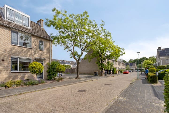 Foto 25 van Van Reedestraat 18