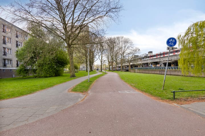 Photo 26 of Johan Jongkindstraat 130