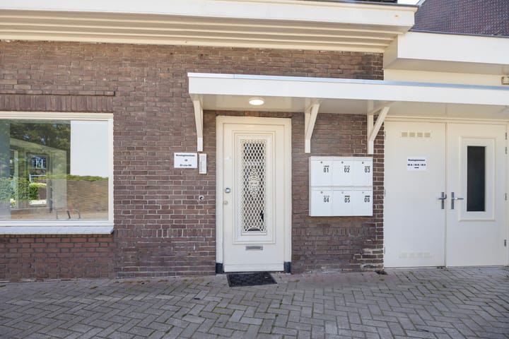 Foto 9 van Koninginnelaan 18-01