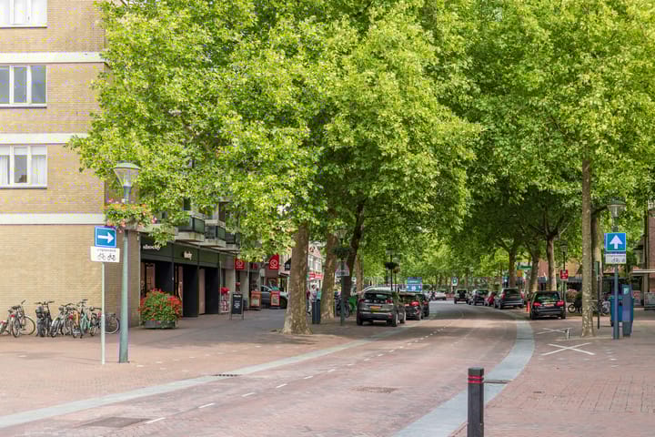 Foto 48 van Jan van den Bergstraat 51