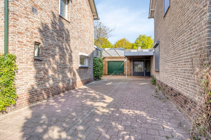 Photo 3 of Driek van Erpstraat 27